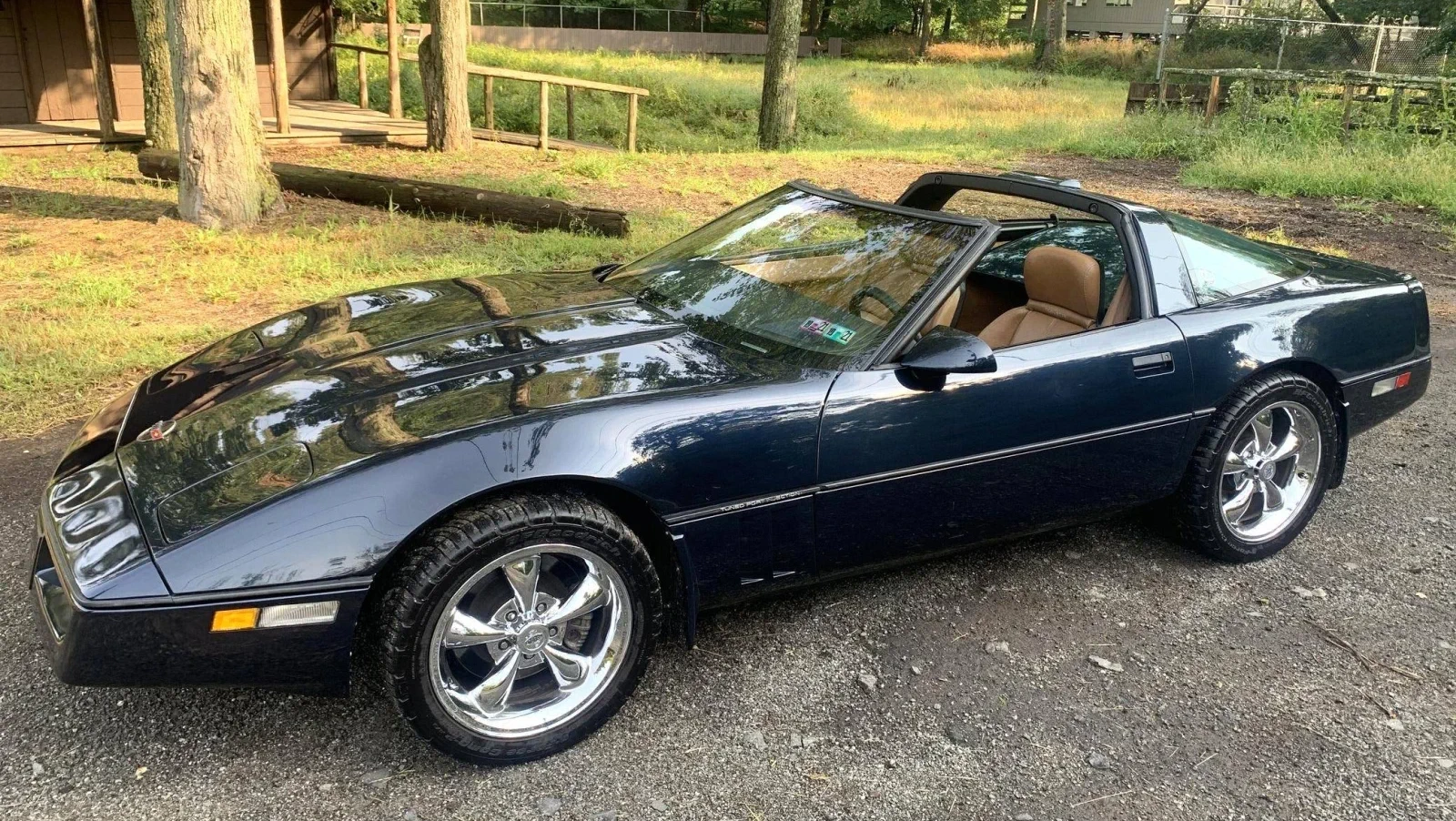 Click to Enlarge-Esc to Close Corvette Generations/C4/C4 1989 left.webp